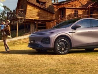 新款小鹏G6/G9最高降价近8万，何小鹏很想再赢一次深度