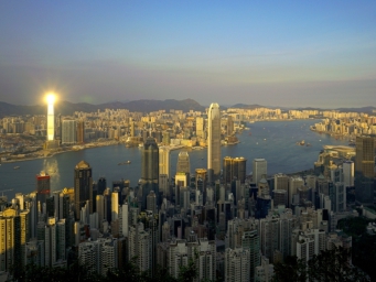 发挥港澳优势 助力国家对外开放